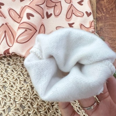 Conj. Jaqueta com Capuz e Calça de Moletom com Corações - Areia